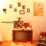 <strong>Minimuseu</strong><br>
Banda Desenhada<br>
EP<br>
2014<br>
<h6><div class="escute"><span><a href="http://bandadesenhada.bandcamp.com" target="_blank">Bandcamp</a></span></div></h6> Capa do disco Minimuseu, da Banda Desenhada