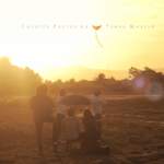 <strong>Capotes Pretos Na Terra Marfim</strong><br>
Capotes Pretos Na Terra Marfim<br>
Álbum<br>
2015<br>
<h6><div class="escute"><span><a href="http://soundcloud.com/capotes-pretos-na-terra-marfim" target="_blank">Soundcloud</a></span></div></h6> Capa do disco Capotes Pretos na Terra Marfim