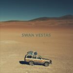 <strong>Swan Vestas</strong><br>
Swan Vestas<br>
EP<br>
2016<br>
<h6><div class="escute"><span><a href="https://open.spotify.com/album/6R4aaWfE1YdYu2avakjhIQ" target="_blank">Spotify</a></span></div></h6> Capa do EP da Swan Vestas